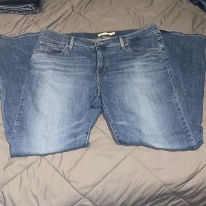 🎀🛍Levi’s 315 Shaping Bootcut 18W🛍🎀